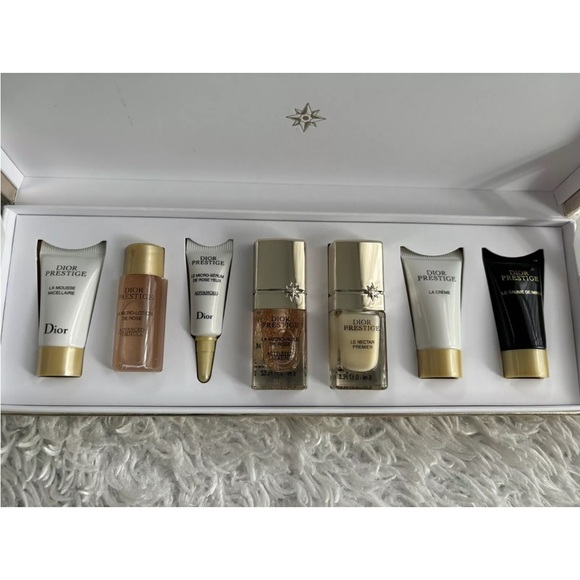 Dior Prestige Piano Gold Gift Discovery Set - NWB - Picture 2 of 6